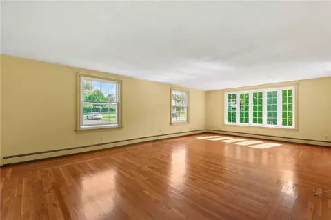 48 Langevin St, Woonsocket, RI 02895 photo 13