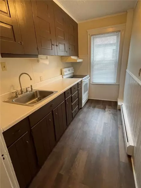 576 Providence St, Woonsocket, RI 02895 photo 18
