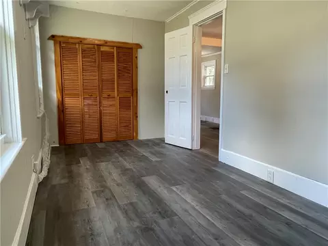 32 Salix St, Warwick, RI 02889 photo 6