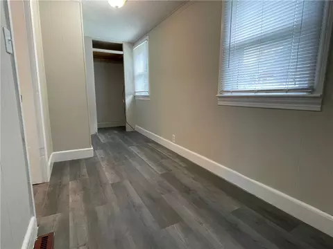 32 Salix St, Warwick, RI 02889 photo 8