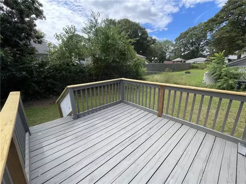 32 Salix St, Warwick, RI 02889 photo 10