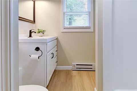 Bath - 128 John St, Warwick, RI 02889 photo 2 of 2