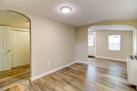 Entry Way - 128 John St, Warwick, RI 02889 photo 2 of 3
