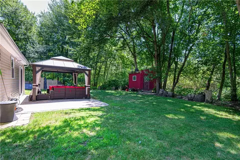 Exterior - 69 Junction St, Warwick, RI 02889 photo 3 of 9