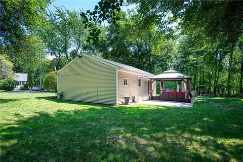 Exterior - 69 Junction St, Warwick, RI 02889 photo 5 of 9