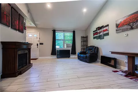 Living - 69 Junction St, Warwick, RI 02889 photo 3 of 3