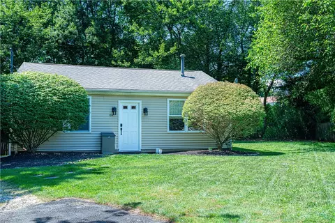 Exterior - 69 Junction St, Warwick, RI 02889 photo 2 of 9