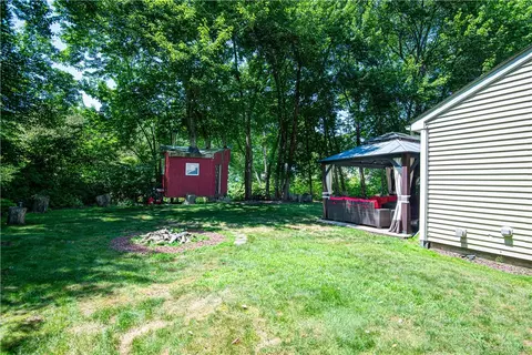 Exterior - 69 Junction St, Warwick, RI 02889 photo 7 of 9