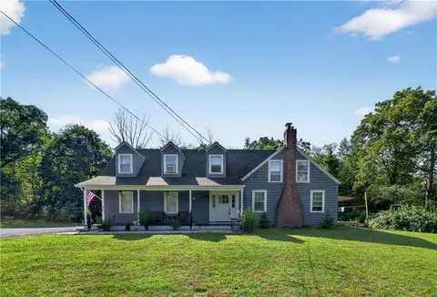193 Harris Rd, Smithfield, RI 02917