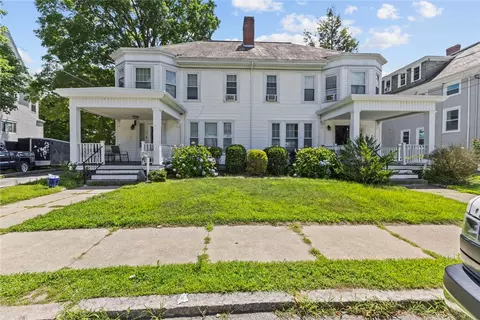 58 Oakley Rd, Woonsocket, RI 02895