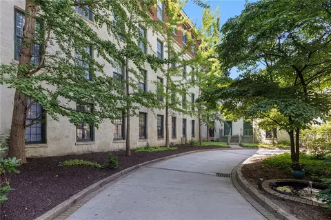 15 Higgins St #120, Smithfield, RI 02917
