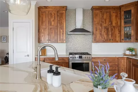 Kitchen - 3958 Post Rd #11, Warwick, RI 02886 photo 4 of 4
