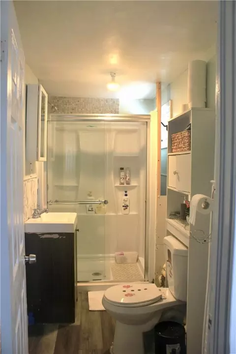 Bath - 15 Mill St, West Warwick, RI 02893 photo 2 of 2