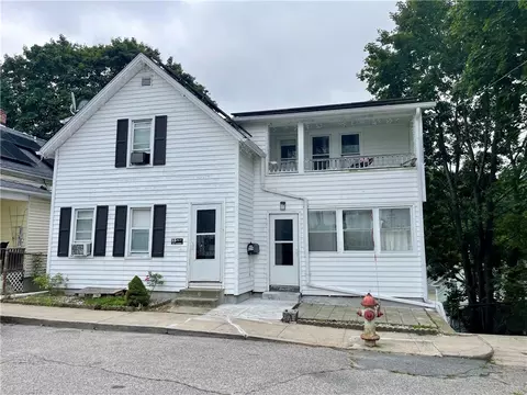 15 Mill St, West Warwick, RI 02893