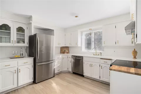 Kitchen - 68 Irene Blvd, Woonsocket, RI 02895 photo 5 of 6