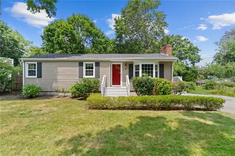 49 Abbey Ave, Warwick, RI 02888