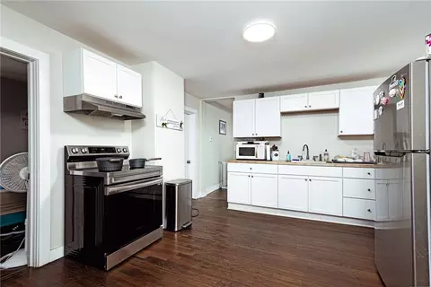 Kitchen - 81 Pierce St, Westerly, RI 02891 photo 1 of 8