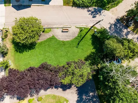 View/Area - 81 Pierce St, Westerly, RI 02891 photo 4 of 4