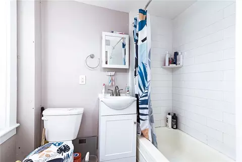 Bath - 81 Pierce St, Westerly, RI 02891 photo 3 of 3