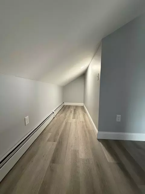 292 Main Ave, Warwick, RI 02886 photo 11