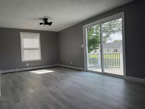 292 Main Ave, Warwick, RI 02886 photo 16