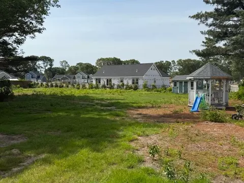 292 Main Ave, Warwick, RI 02886 photo 18
