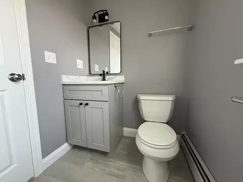 292 Main Ave, Warwick, RI 02886 photo 12