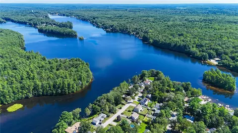 62 Centre Rd, Glocester, RI 02814
