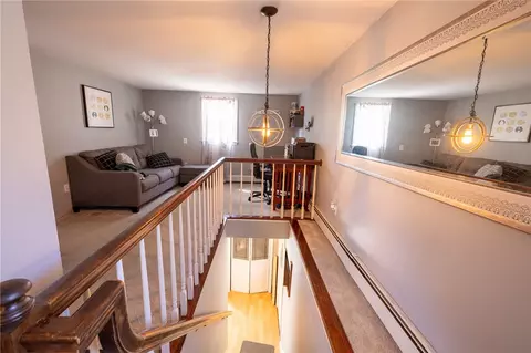 Entry Way - 62 Centre Rd, Glocester, RI 02814 photo 2 of 4