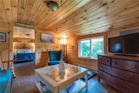 Living - 76 Long Meadow Dr, Glocester, RI 02814 photo 2 of 3