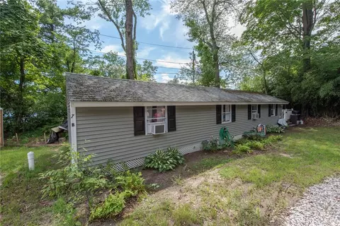 76 Long Meadow Dr, Glocester, RI 02814