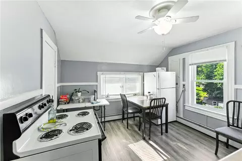 40 Baxter St, Woonsocket, RI 02895 photo 15