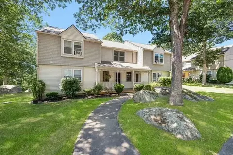 23 Birdie Ct, Coventry, RI 02816