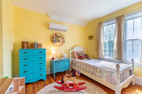 Bedroom - 48 Central St, Warwick, RI 02886 photo 1 of 5