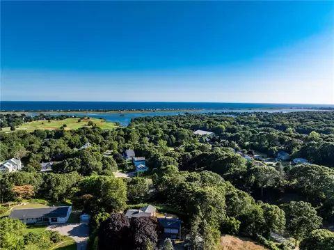 17 Plateau Rd, Westerly, RI 02891