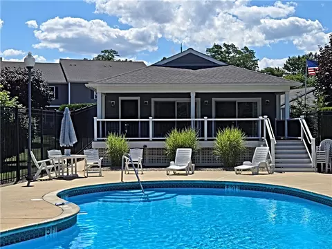 Exterior - 200 Post Rd #119, Warwick, RI 02888 photo 6 of 11
