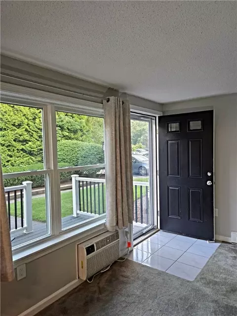 Entry Way - 200 Post Rd #119, Warwick, RI 02888 photo 1 of 2