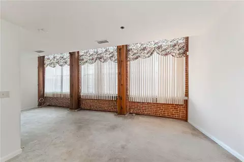 2 School St #133, Lincoln, RI 02865