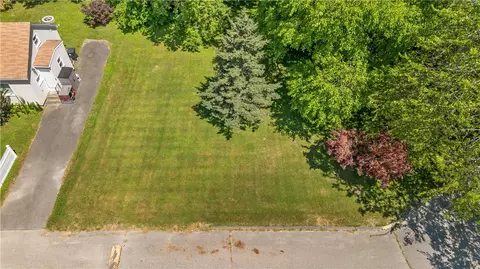 430 Water St, Warren, RI 02885