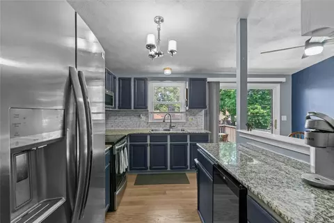 162 Pine St, Warwick, RI 02888 photo 16