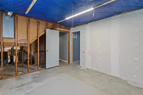 162 Pine St, Warwick, RI 02888 photo 26
