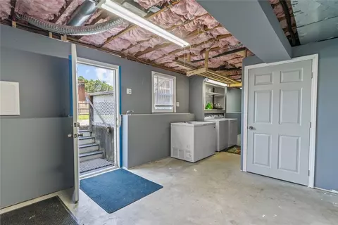 162 Pine St, Warwick, RI 02888 photo 31