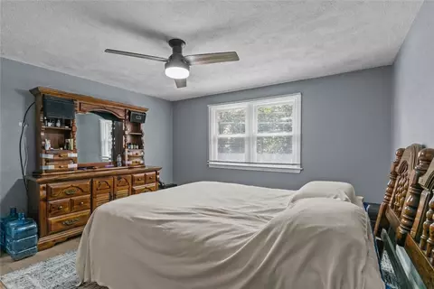 162 Pine St, Warwick, RI 02888 photo 6
