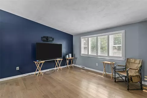 162 Pine St, Warwick, RI 02888 photo 19