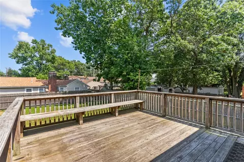 162 Pine St, Warwick, RI 02888 photo 33