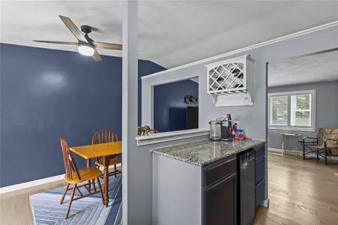 162 Pine St, Warwick, RI 02888 photo 18