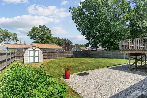162 Pine St, Warwick, RI 02888 photo 36