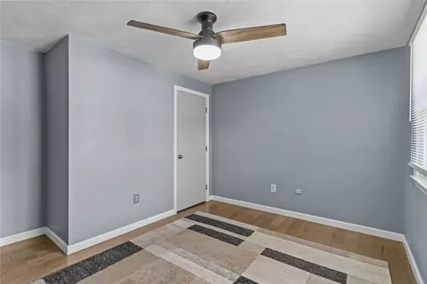 162 Pine St, Warwick, RI 02888 photo 9