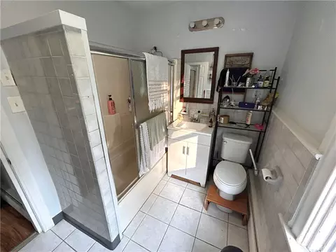 Bath - 118 Summer St, Woonsocket, RI 02895 photo 2 of 3