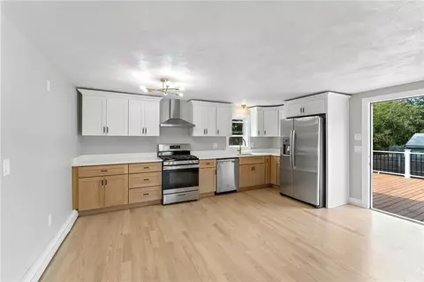 Kitchen - 73 Ormsby Ave, Warwick, RI 02886 photo 1 of 2